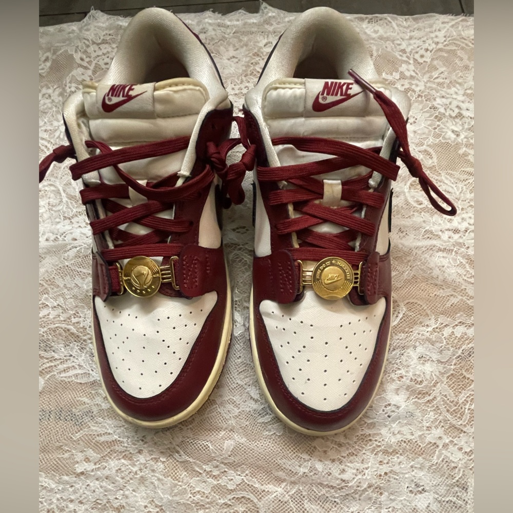Nike Dunk low Sisterhood team red